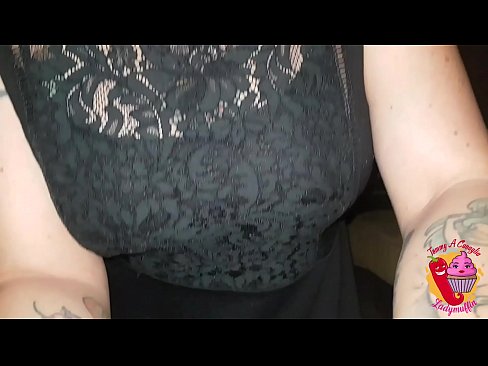 ❤️ Slutty မိထွေးက သူ့ကို blowjob နှင့် စပိန်ကို ပေးသည်။ ️ Porno မှာ ငါတို့မှာ ️❤